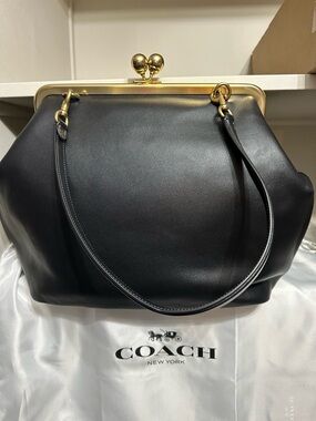 AUTHENTIC Kisslock Frame Bag 27